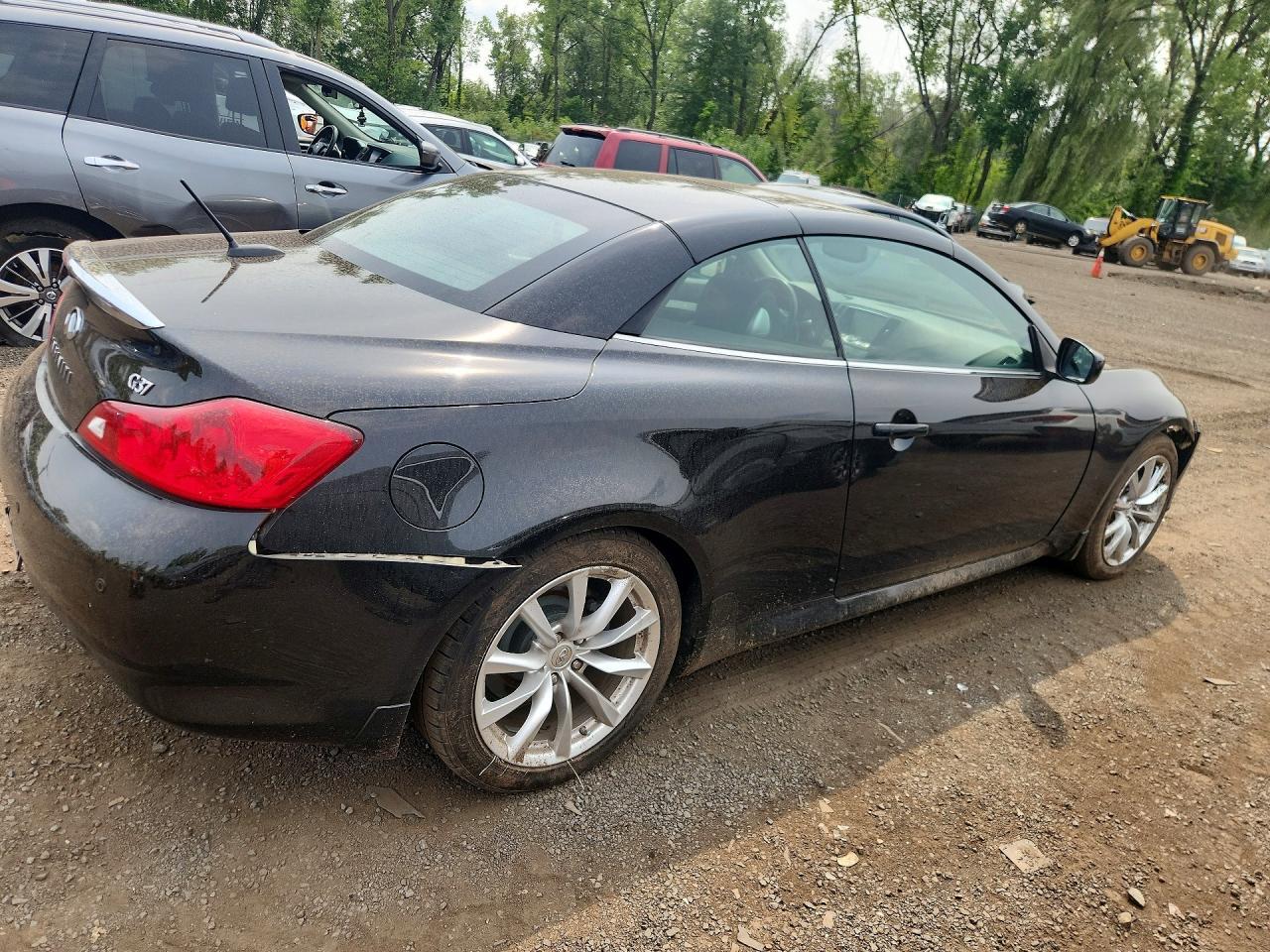 2013 Infiniti G37 Convertible Base - zdjęcie 3