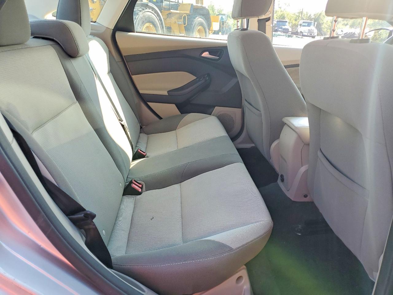 2014 Ford Focus Se - zdjęcie 10