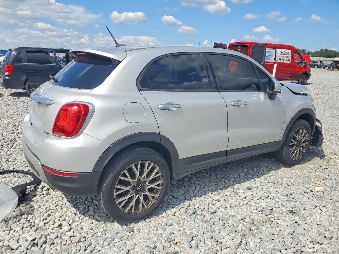 2016 Fiat 500X Trekking - zdjęcie 3