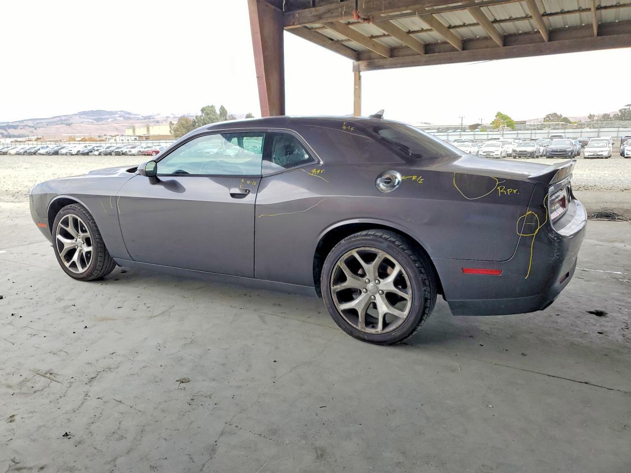 2016 Dodge Challenger Sxt - zdjęcie 2