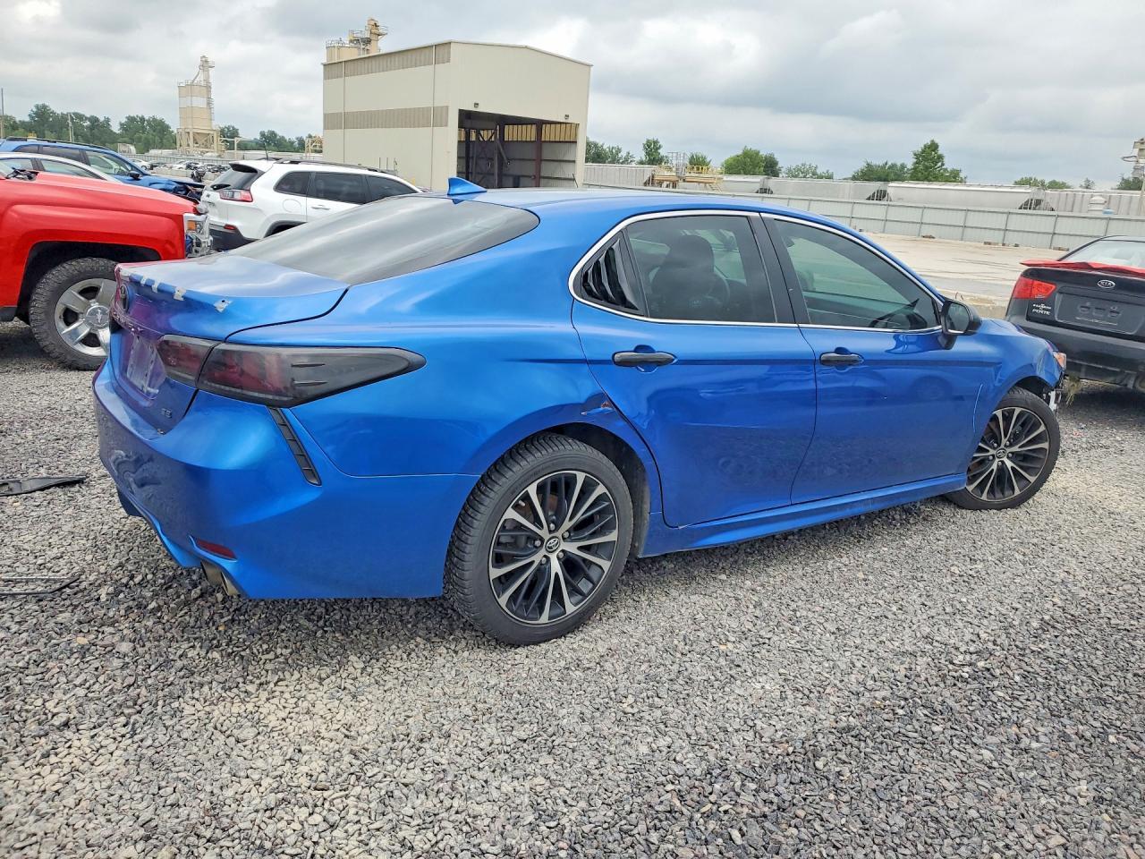 2019 Toyota Camry Se - zdjęcie 3