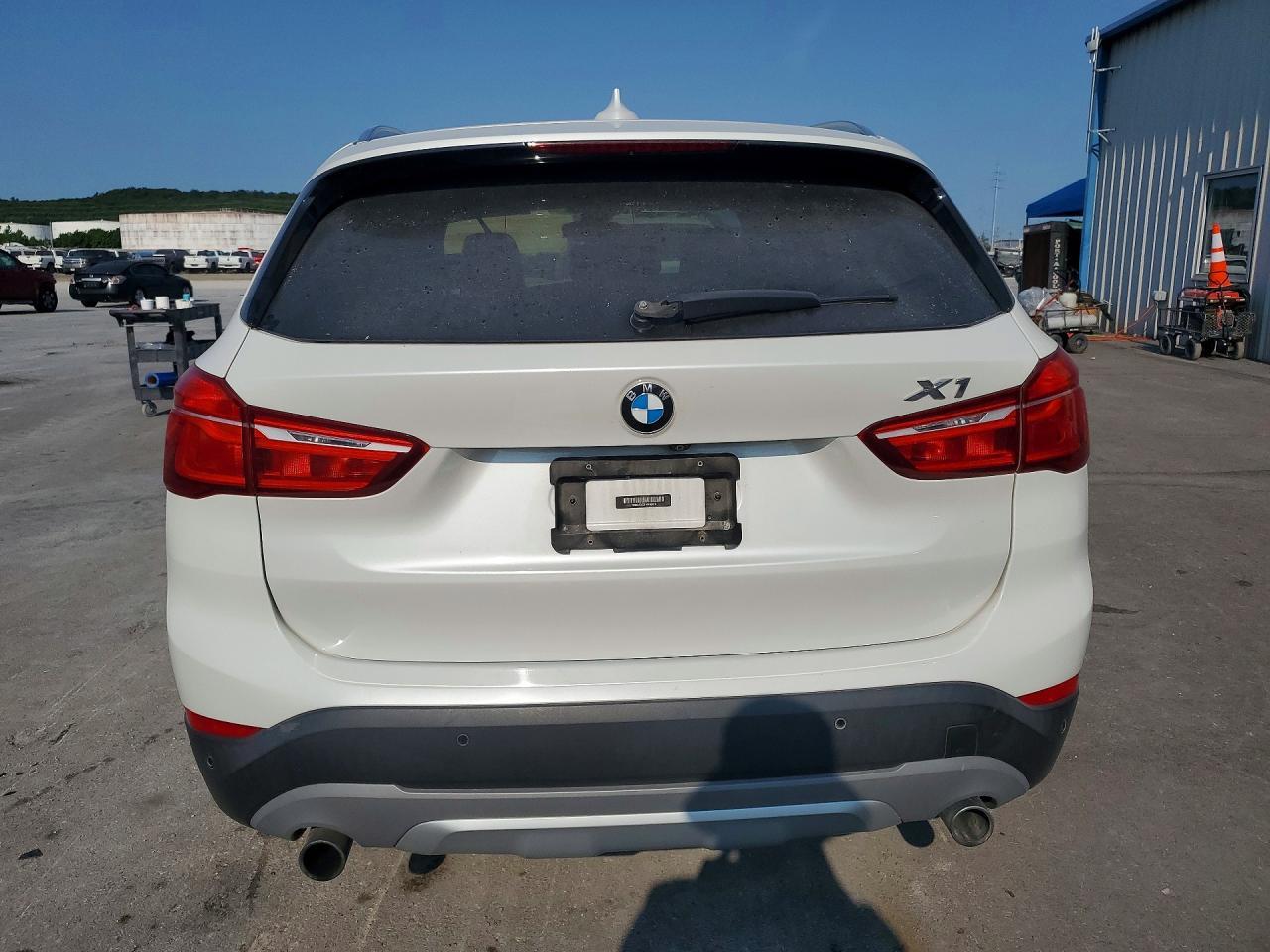 2017 BMW X1 xDrive28I - zdjęcie 6