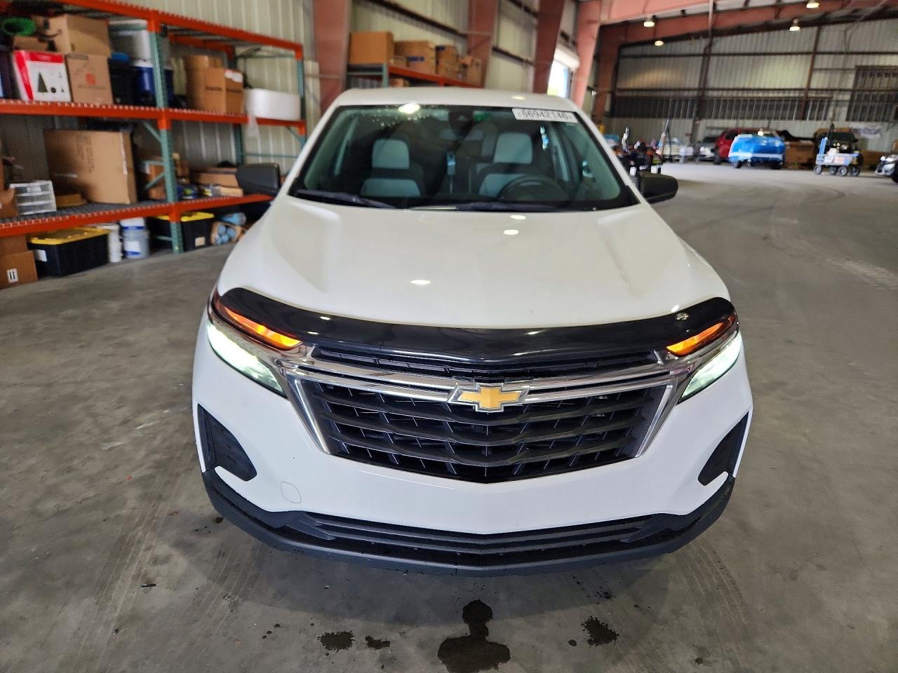 2022 Chevrolet Equinox Ls - zdjęcie 5