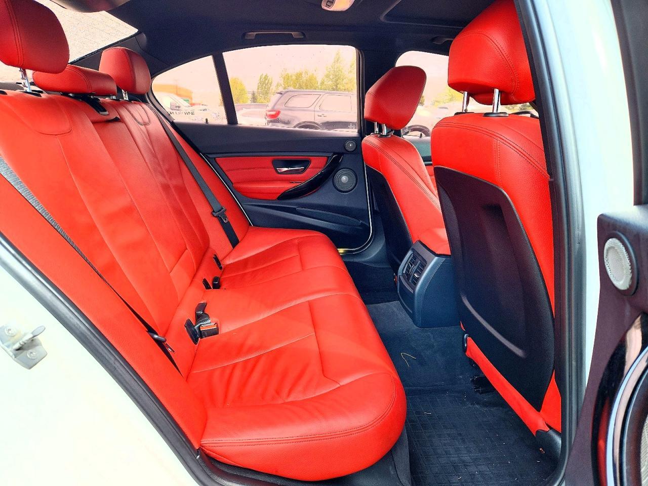2014 BMW 328 Xi - zdjęcie 10