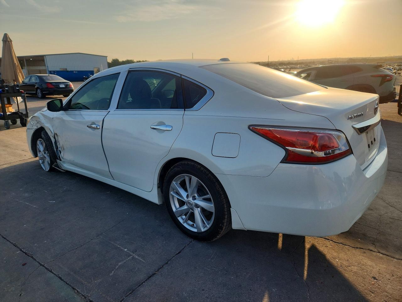 2015 Nissan Altima 2.5 Sv - zdjęcie 2
