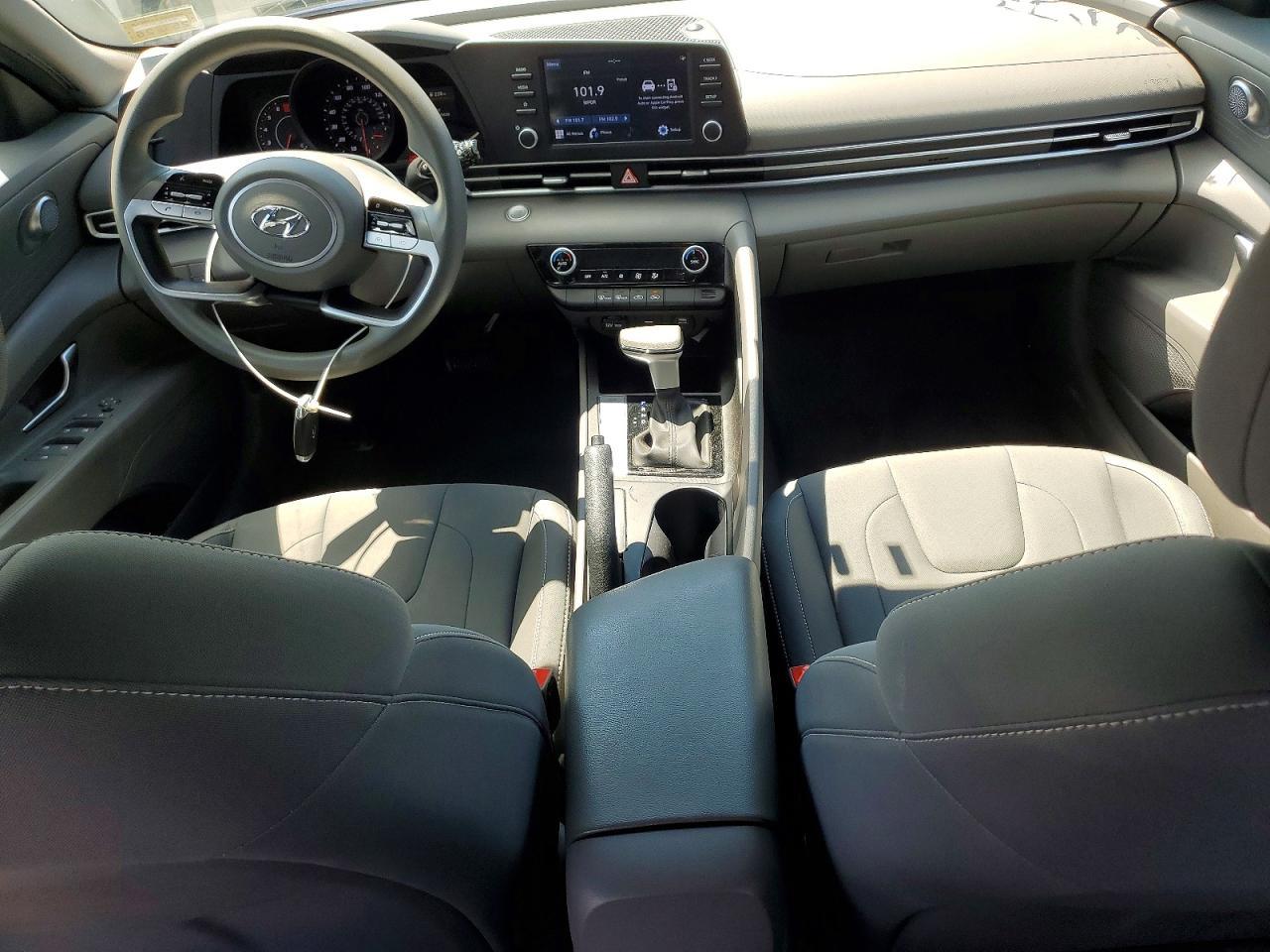 2023 Hyundai Elantra Sel - zdjęcie 8