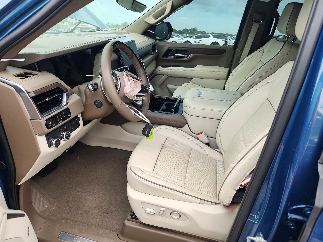 2025 GMC Yukon Xl Denali - zdjęcie 7