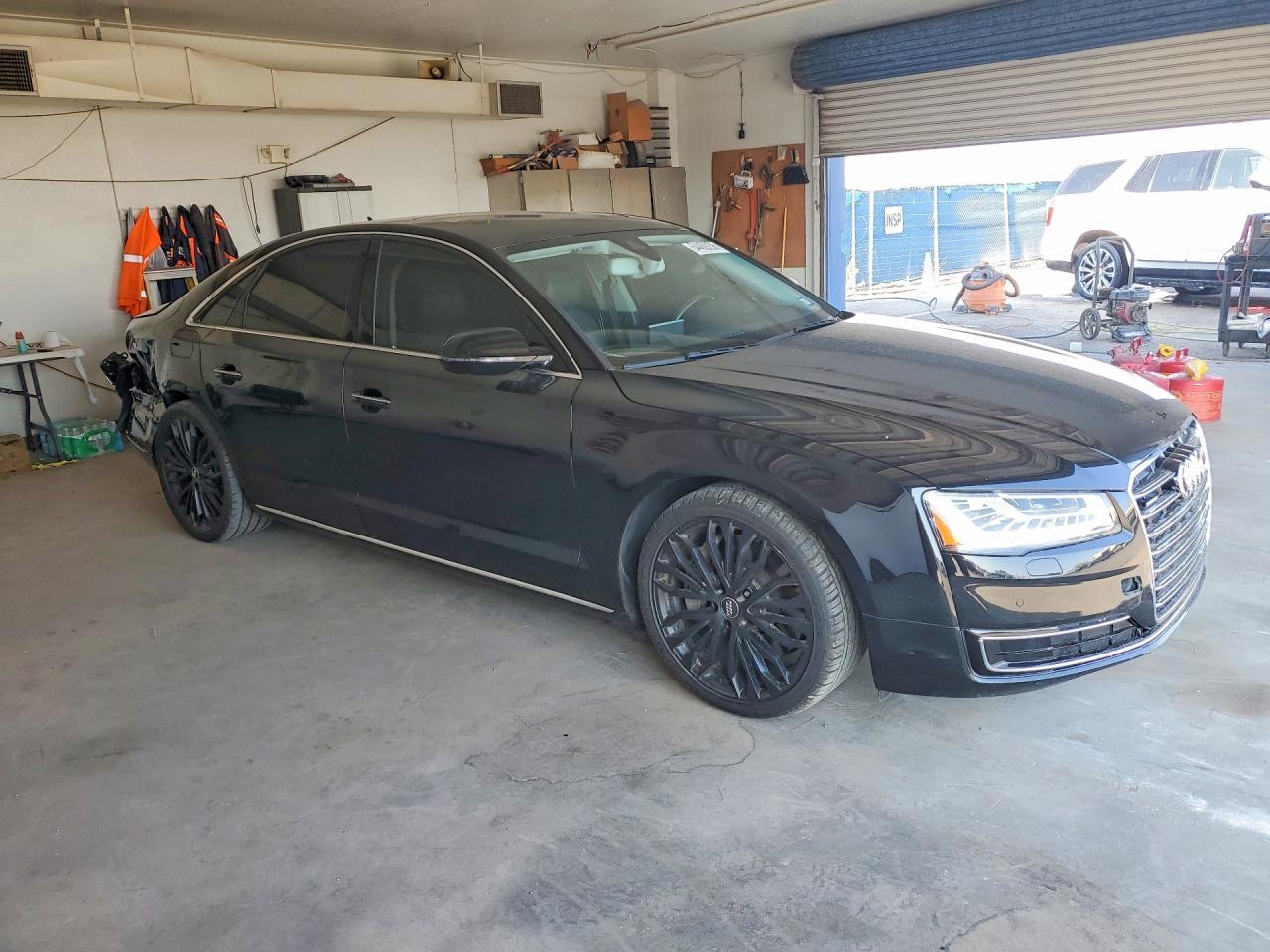 2015 Audi A8 Quattro - zdjęcie 4