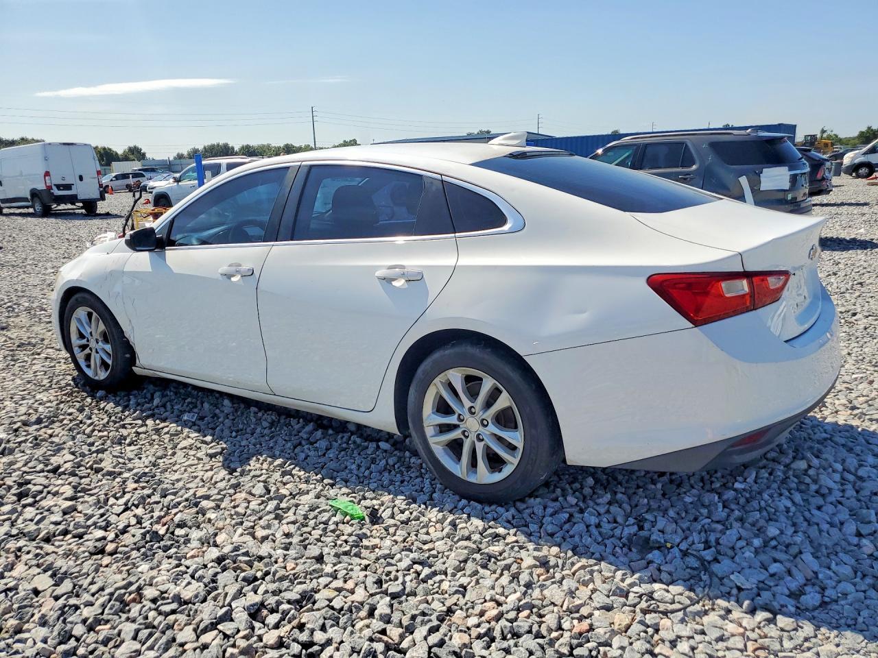 2017 Chevrolet Malibu Lt - zdjęcie 2