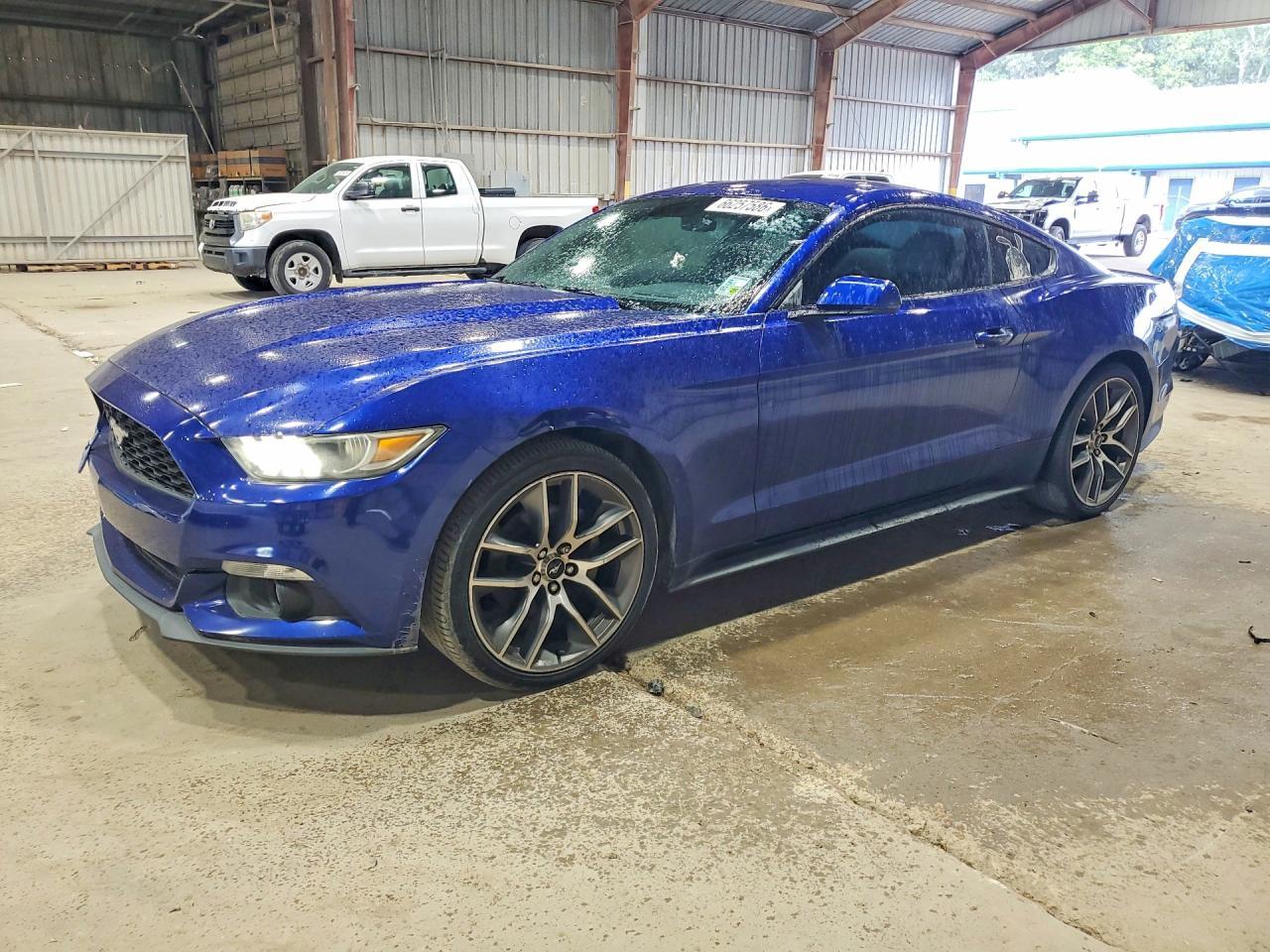 2015 Ford Mustang - zdjęcie główne