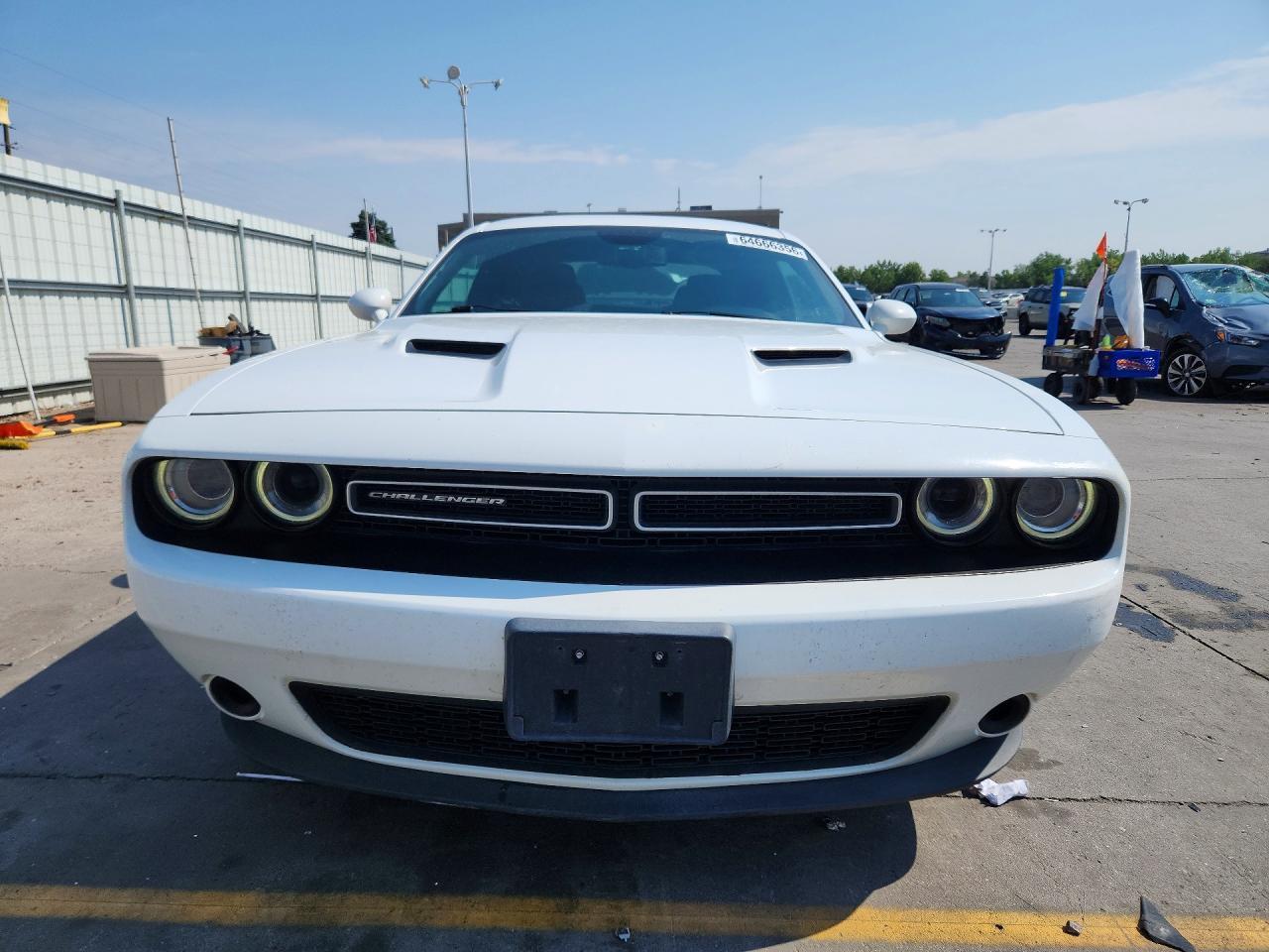 2017 Dodge Challenger Sxt - zdjęcie 5