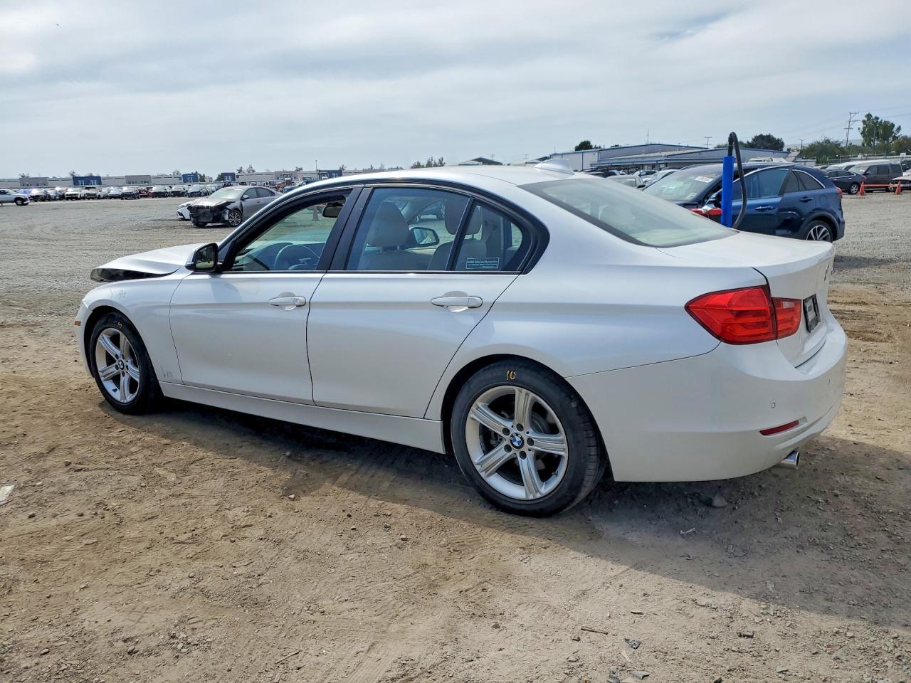 2014 BMW 328 D - zdjęcie 2