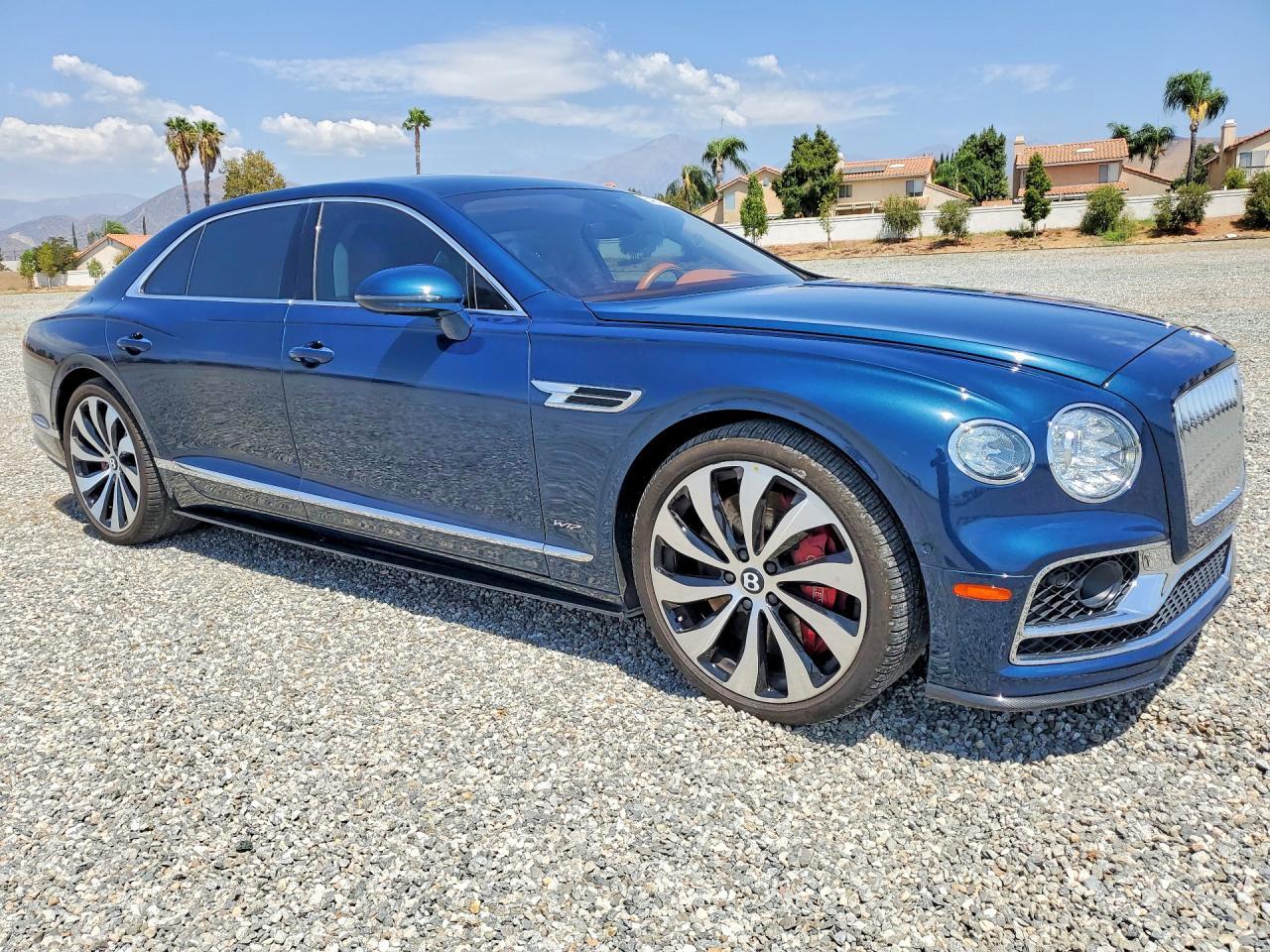 2022 Bentley Flying Spur - zdjęcie 4