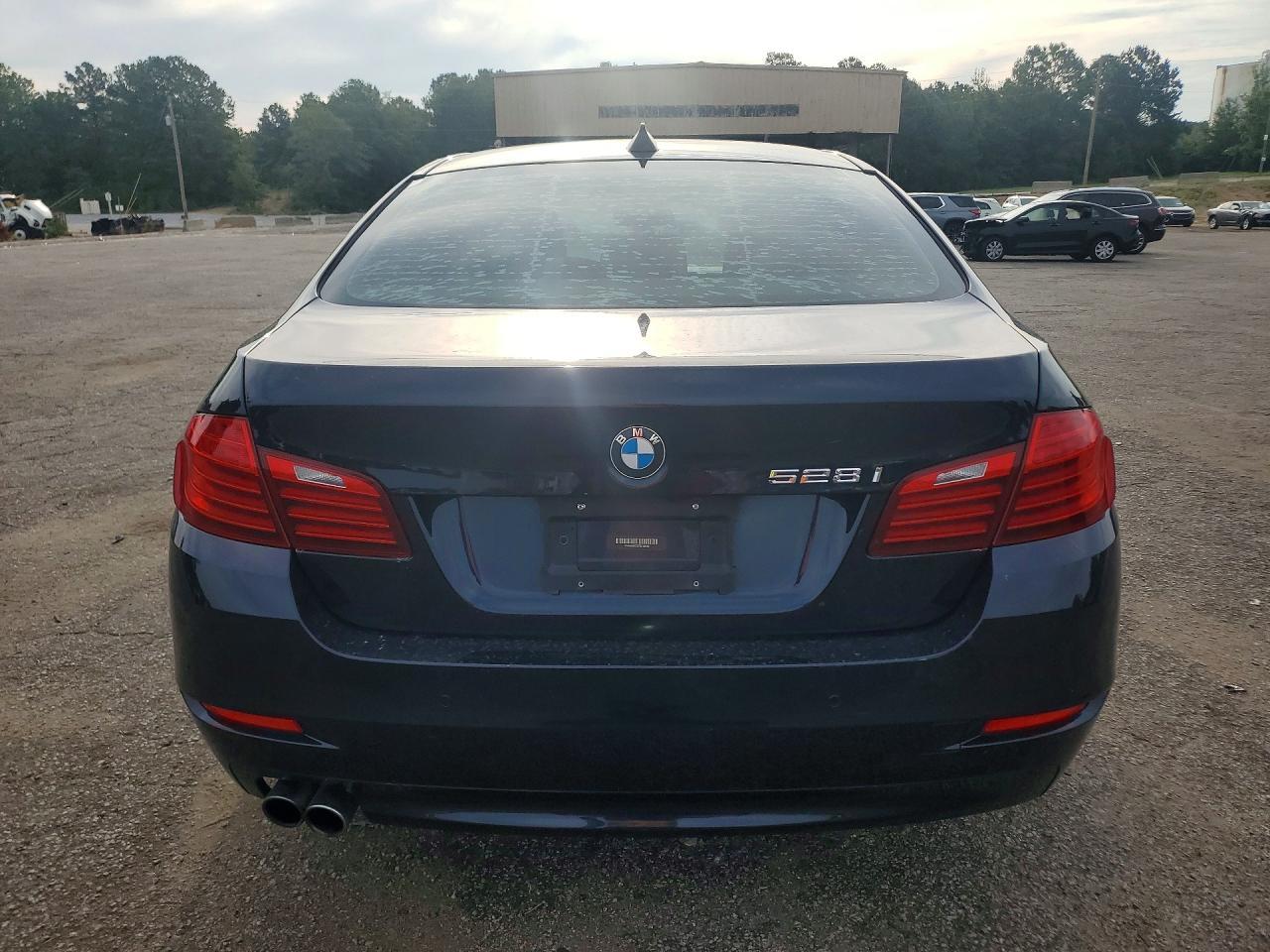 2015 BMW 528 I - zdjęcie 6