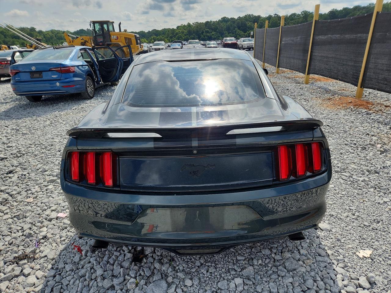 2016 Ford Mustang - zdjęcie 6
