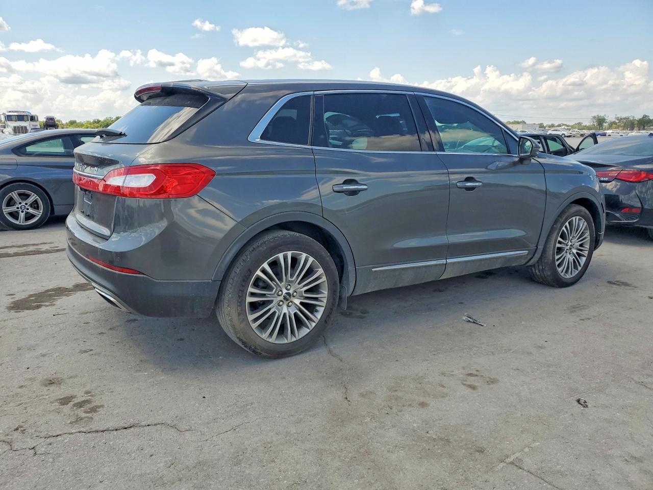 2017 Lincoln Mkx Reserve - zdjęcie 3