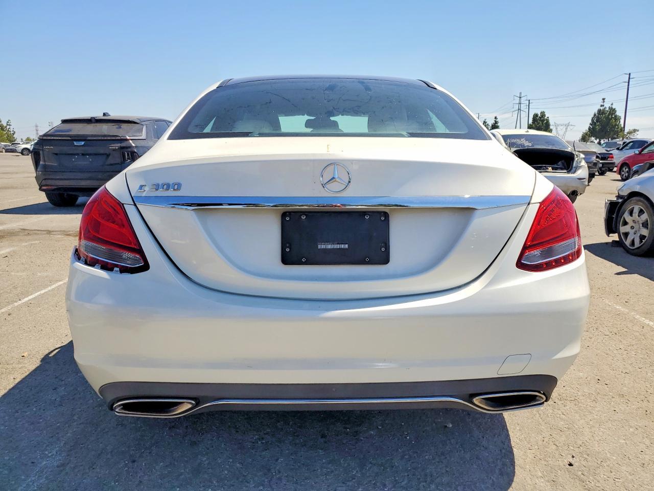 2015 Mercedes-Benz C 300 - zdjęcie 6