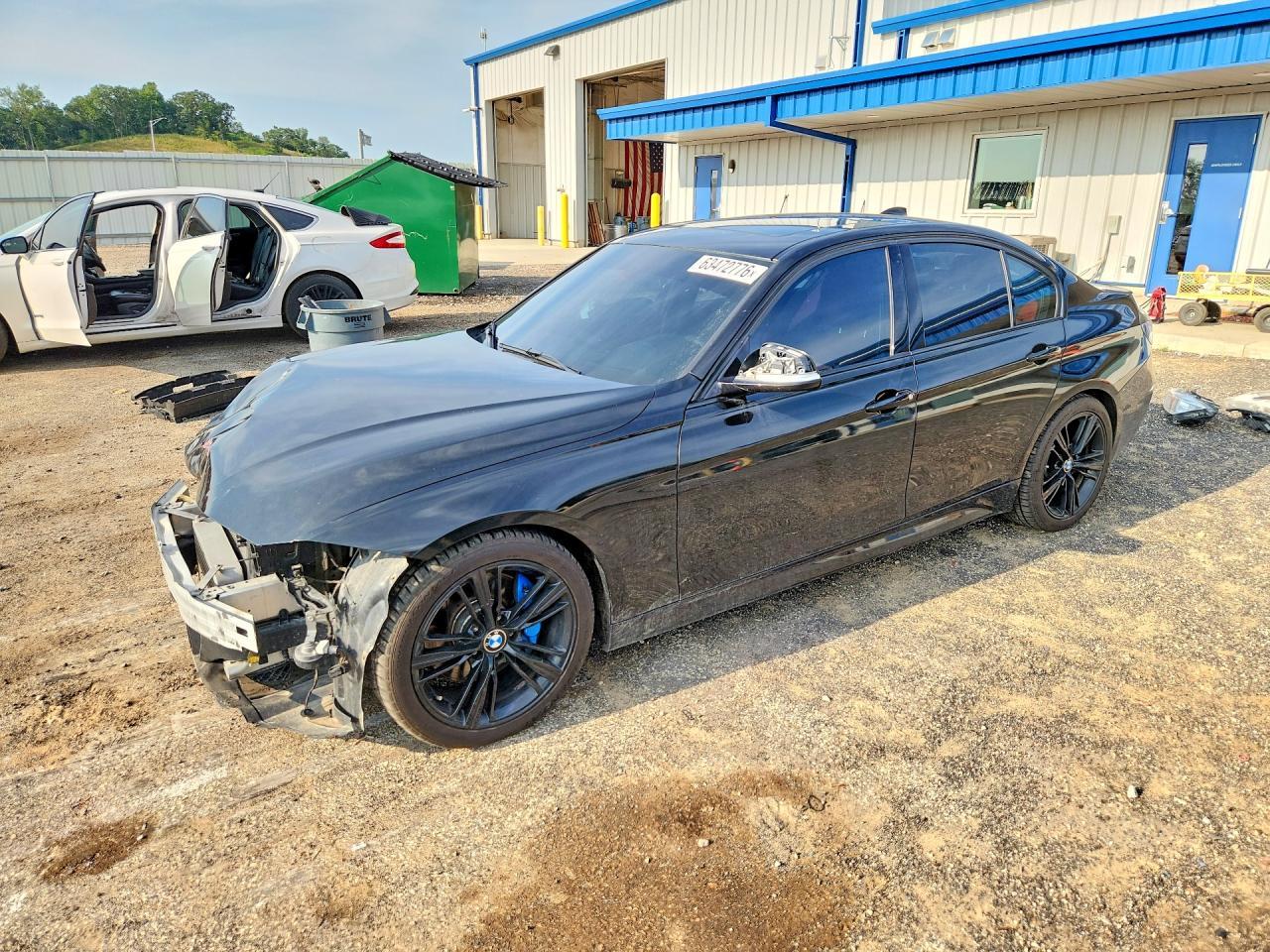 2015 BMW Seria 3 335i - zdjęcie główne