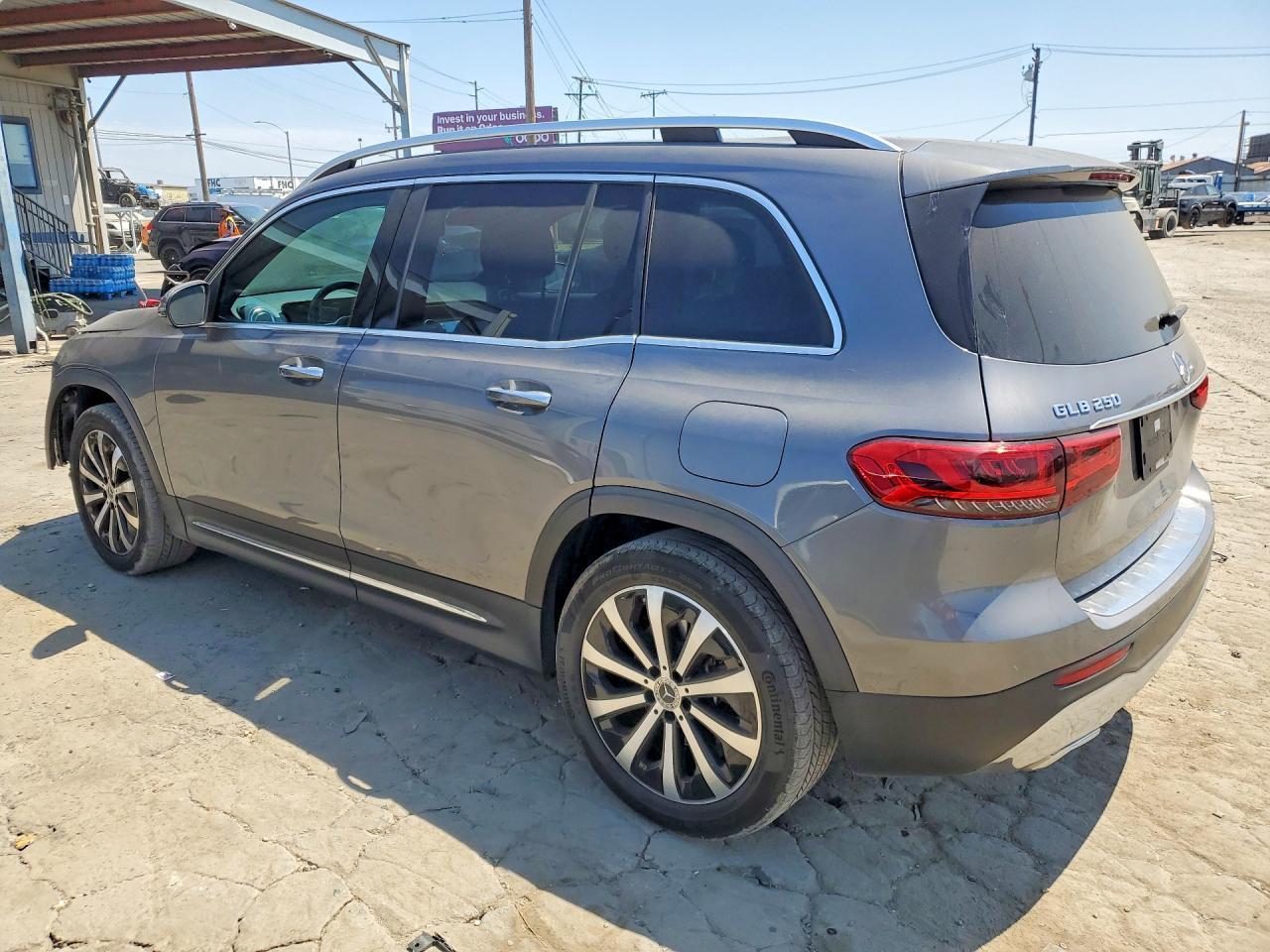 2021 Mercedes-Benz Glb 250 - zdjęcie 2