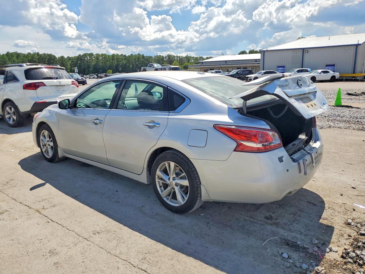 2013 Nissan Altima 2.5 - zdjęcie 2