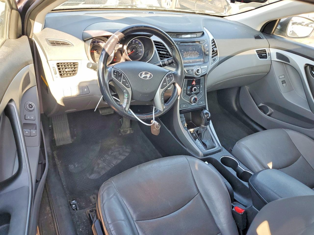 2014 Hyundai Elantra Coupe Base - zdjęcie 8