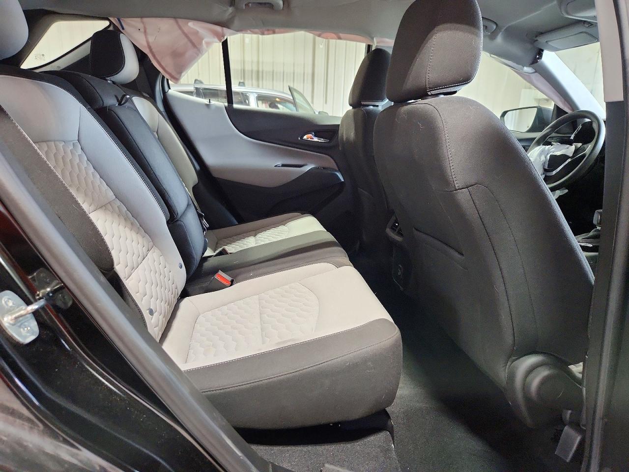 2021 Chevrolet Equinox Ls - zdjęcie 11