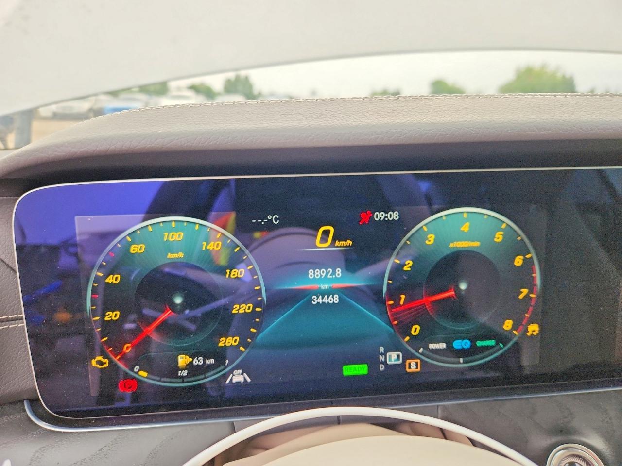 2023 Mercedes-Benz E 450 4Matic - zdjęcie 9
