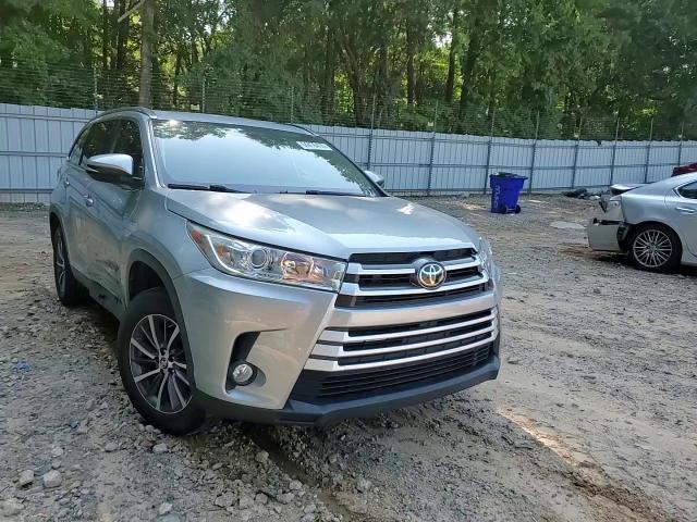 2019 Toyota Highlander Xle - zdjęcie 14