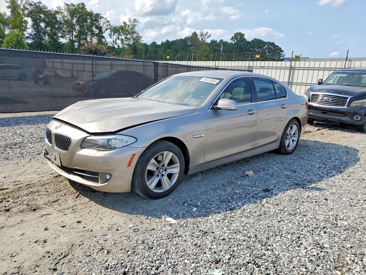 2013 BMW 528 Xi - zdjęcie główne