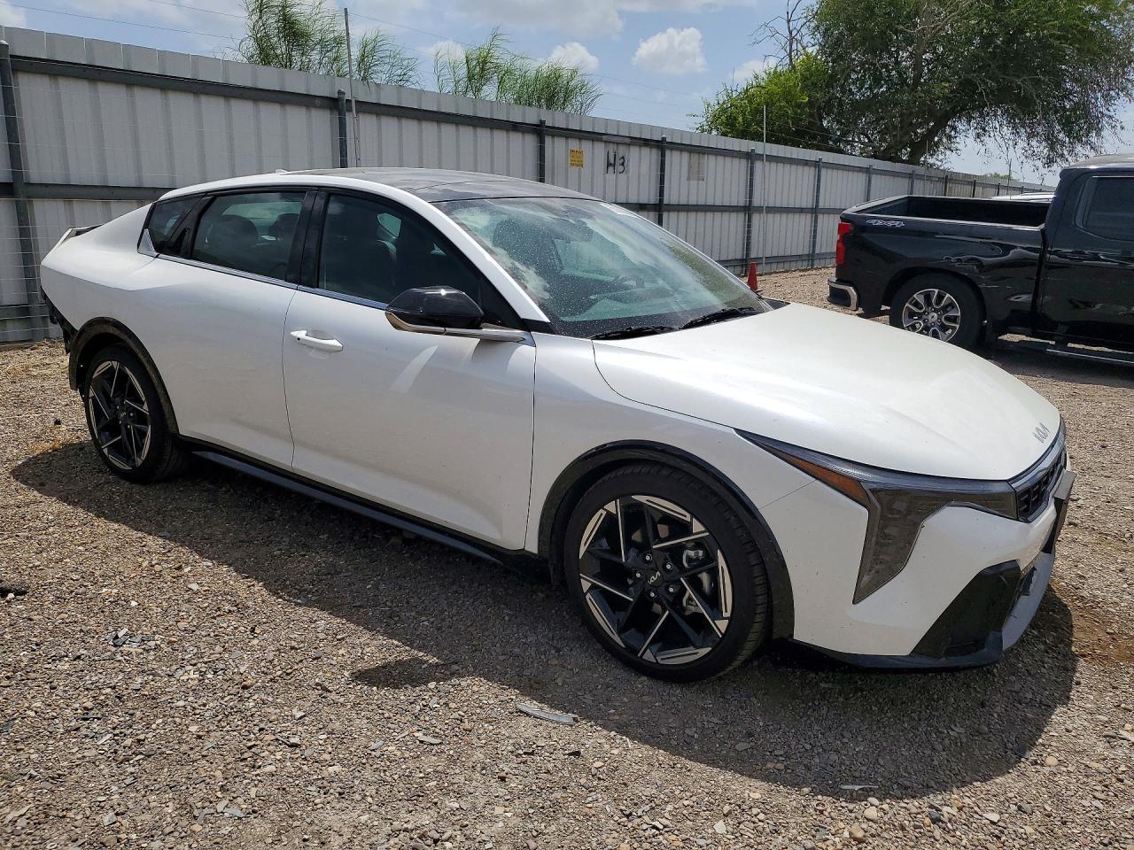 2026 Kia K4 Gt Line - zdjęcie 4