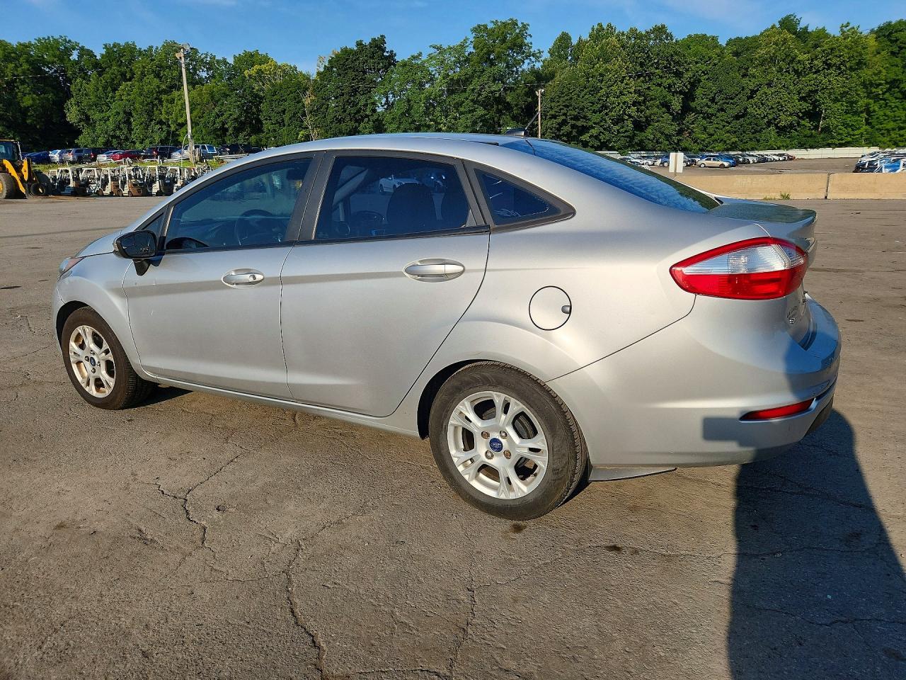 2015 Ford Fiesta Se - zdjęcie 2