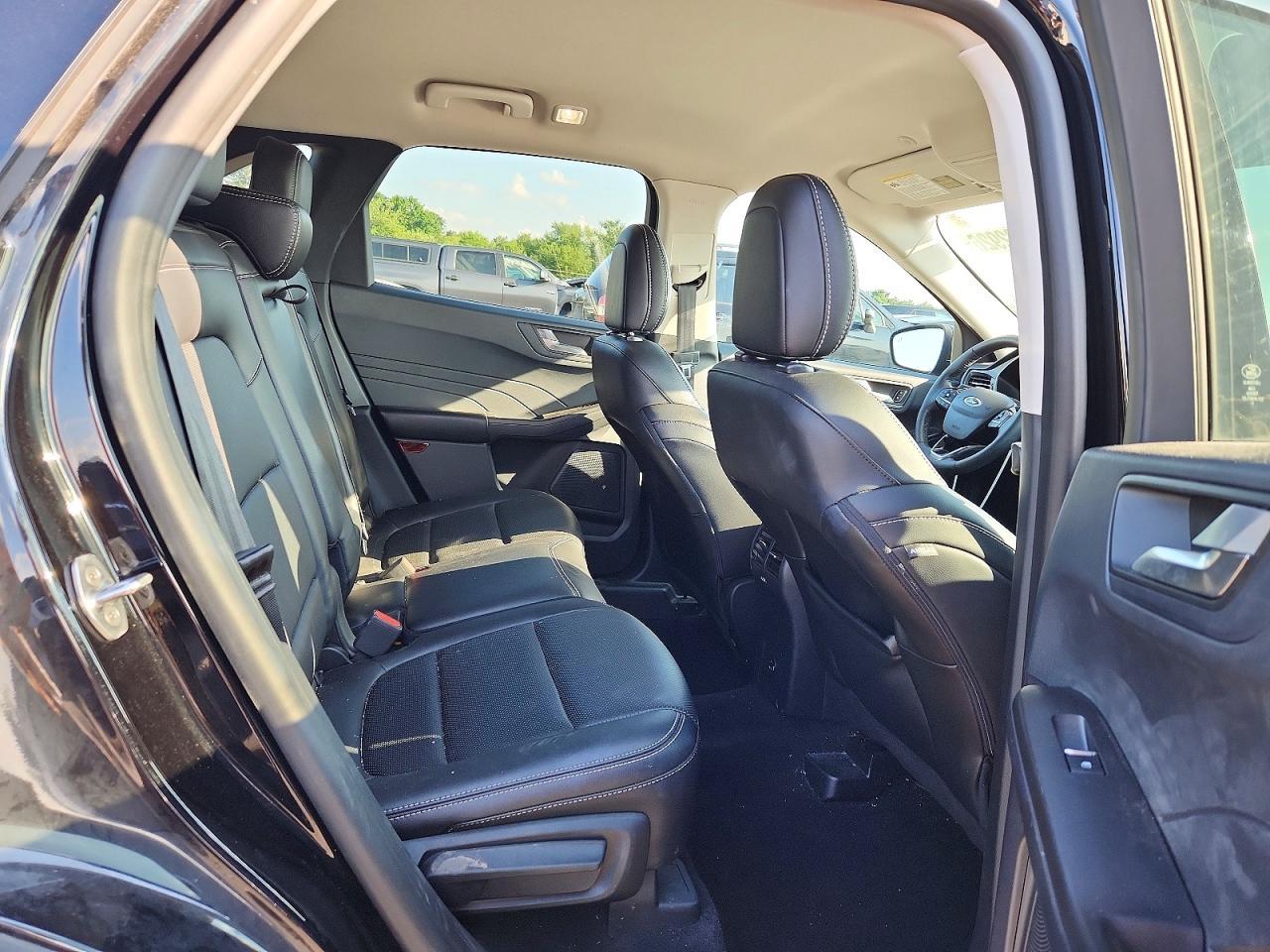 2021 Ford Escape Sel - zdjęcie 11