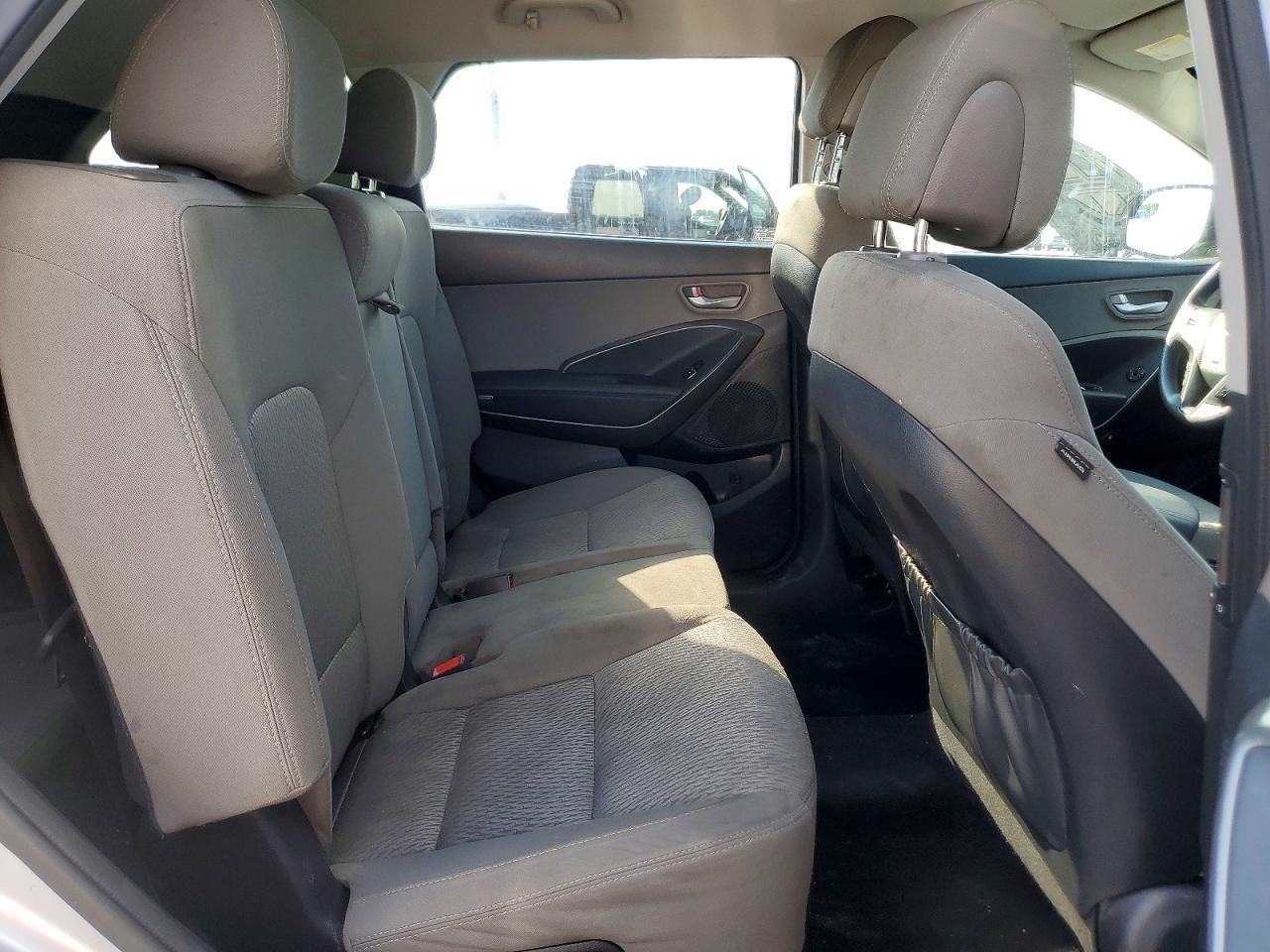 2017 Hyundai Santa Fe Se - zdjęcie 11
