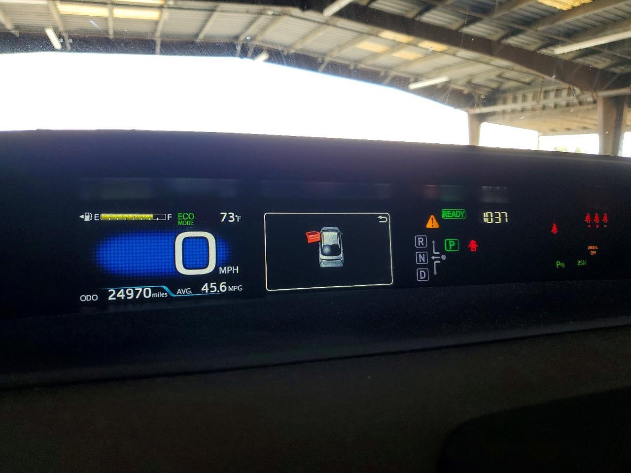 2017 Toyota Prius Four Touring - zdjęcie 9