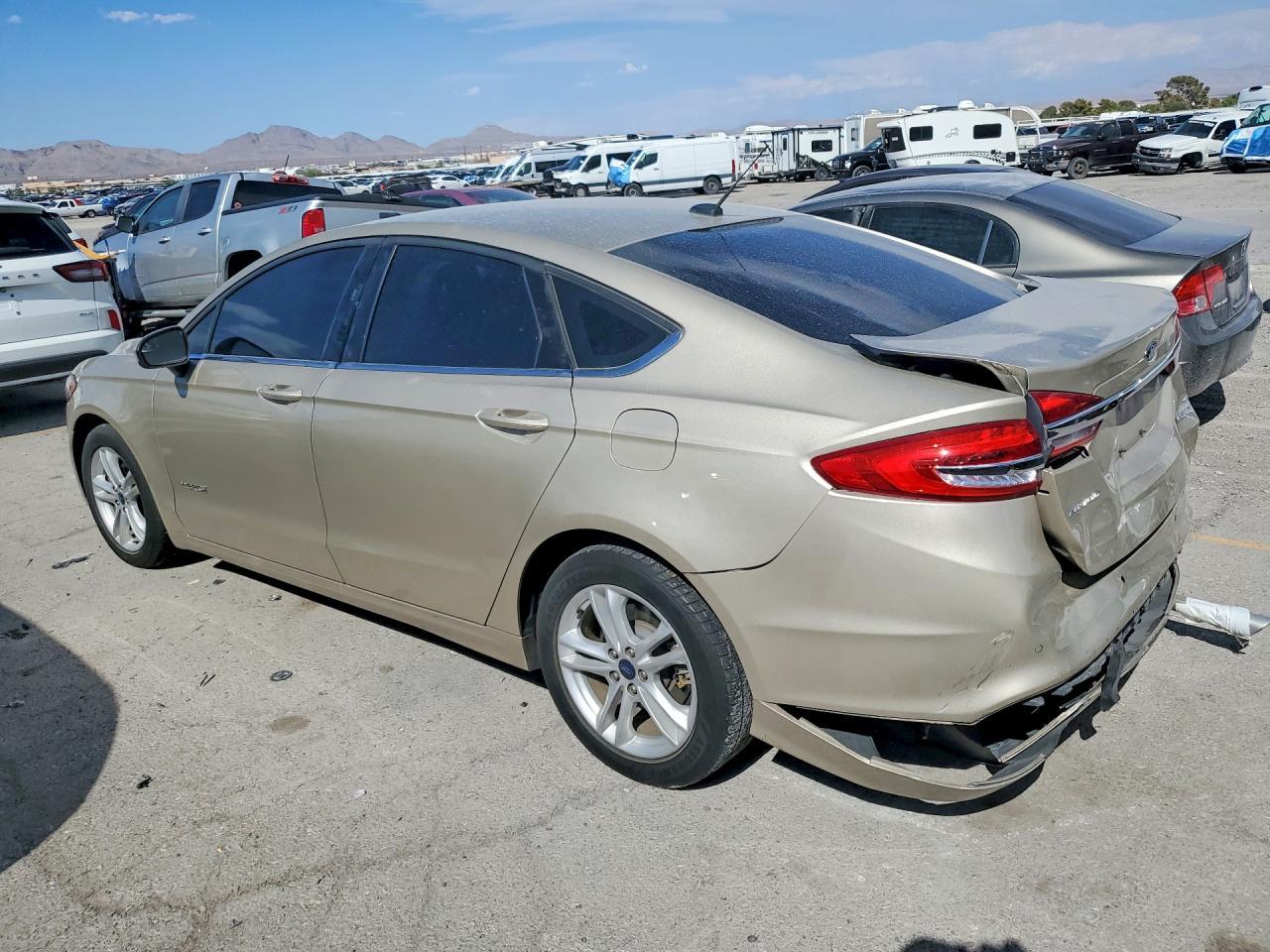 2018 Ford Fusion Se Hybrid - zdjęcie 2