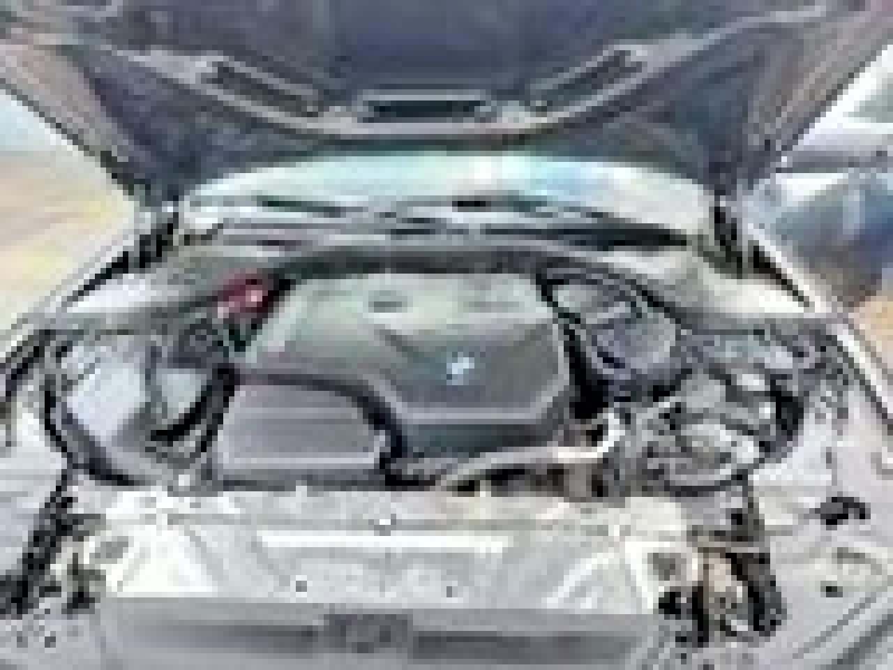2020 BMW Seria 3 330i - zdjęcie 7