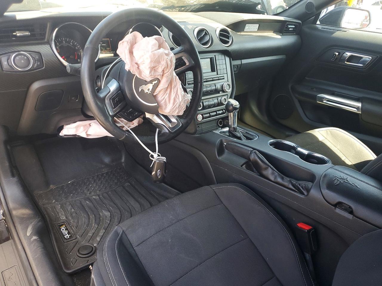 2015 Ford Mustang - zdjęcie 8