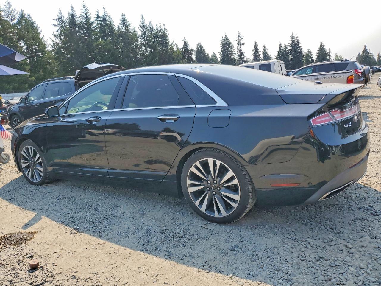 2017 Lincoln Mkz Hybrid Reserve - zdjęcie 2