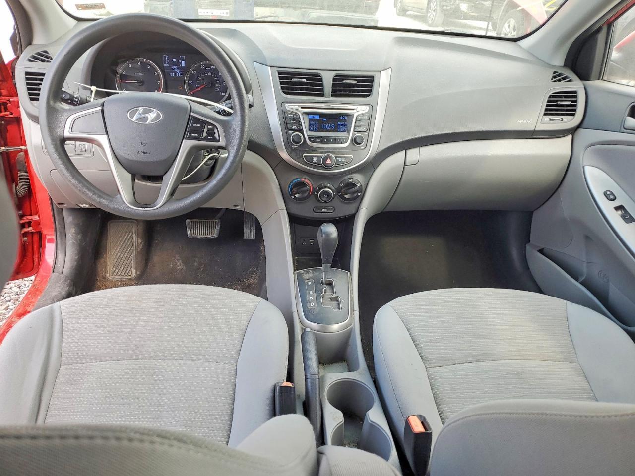 2016 Hyundai Accent Se - zdjęcie 8