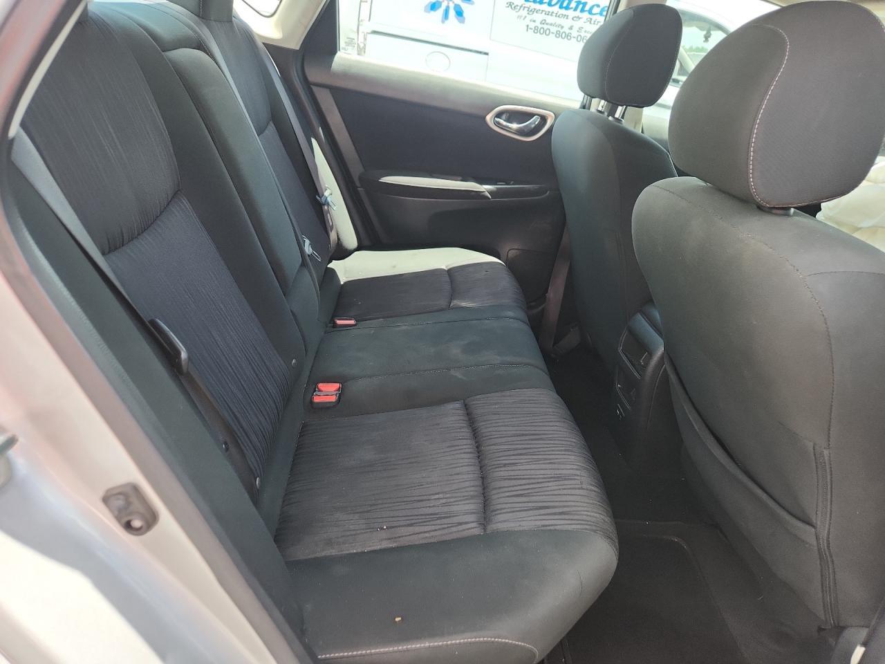 2019 Nissan Sentra Sv - zdjęcie 10
