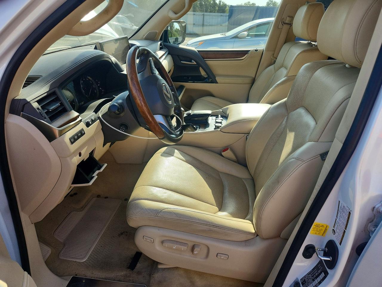 2020 Lexus Lx 570 - zdjęcie 7