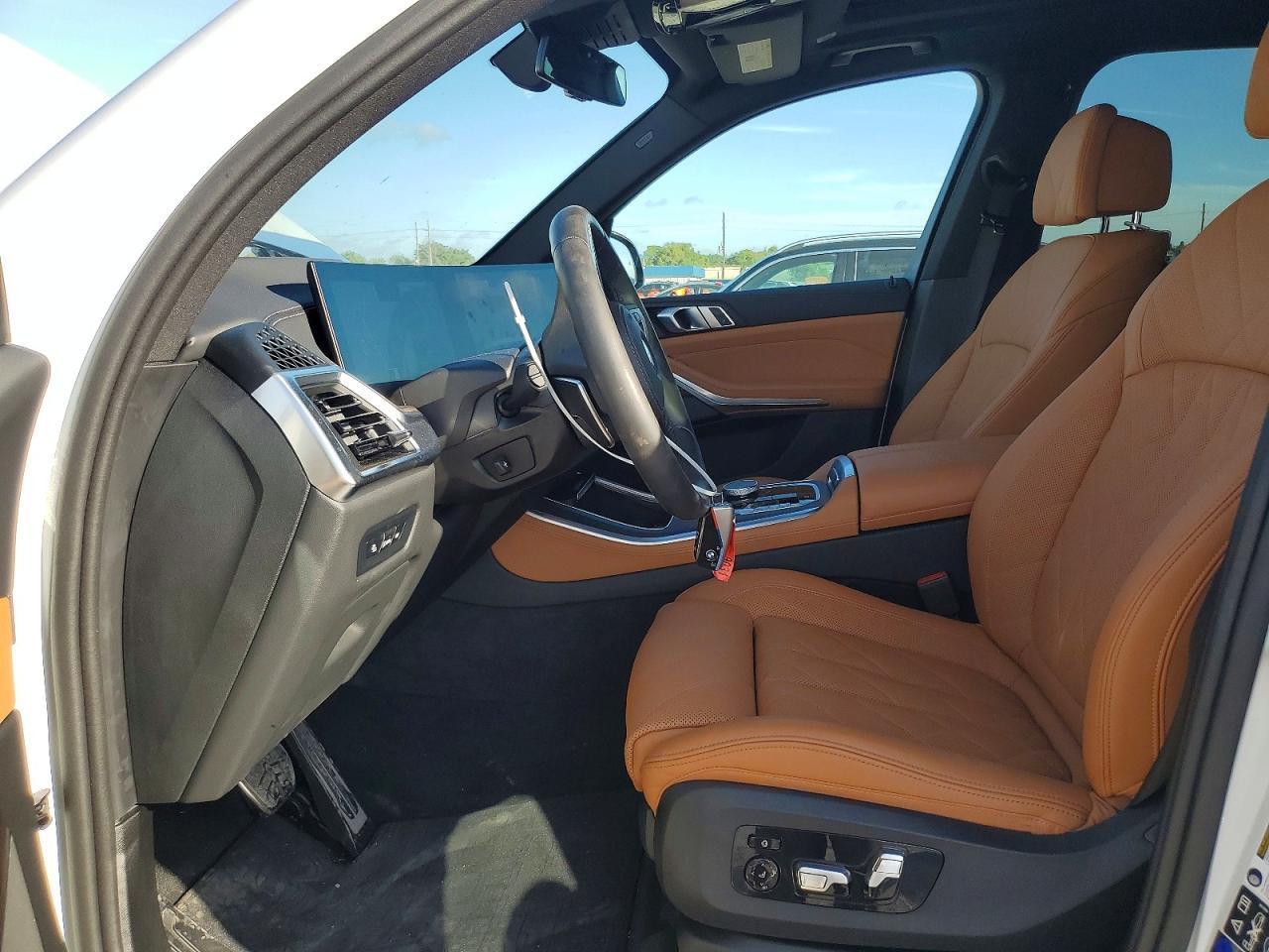 2025 BMW X5 xDrive40I - zdjęcie 7