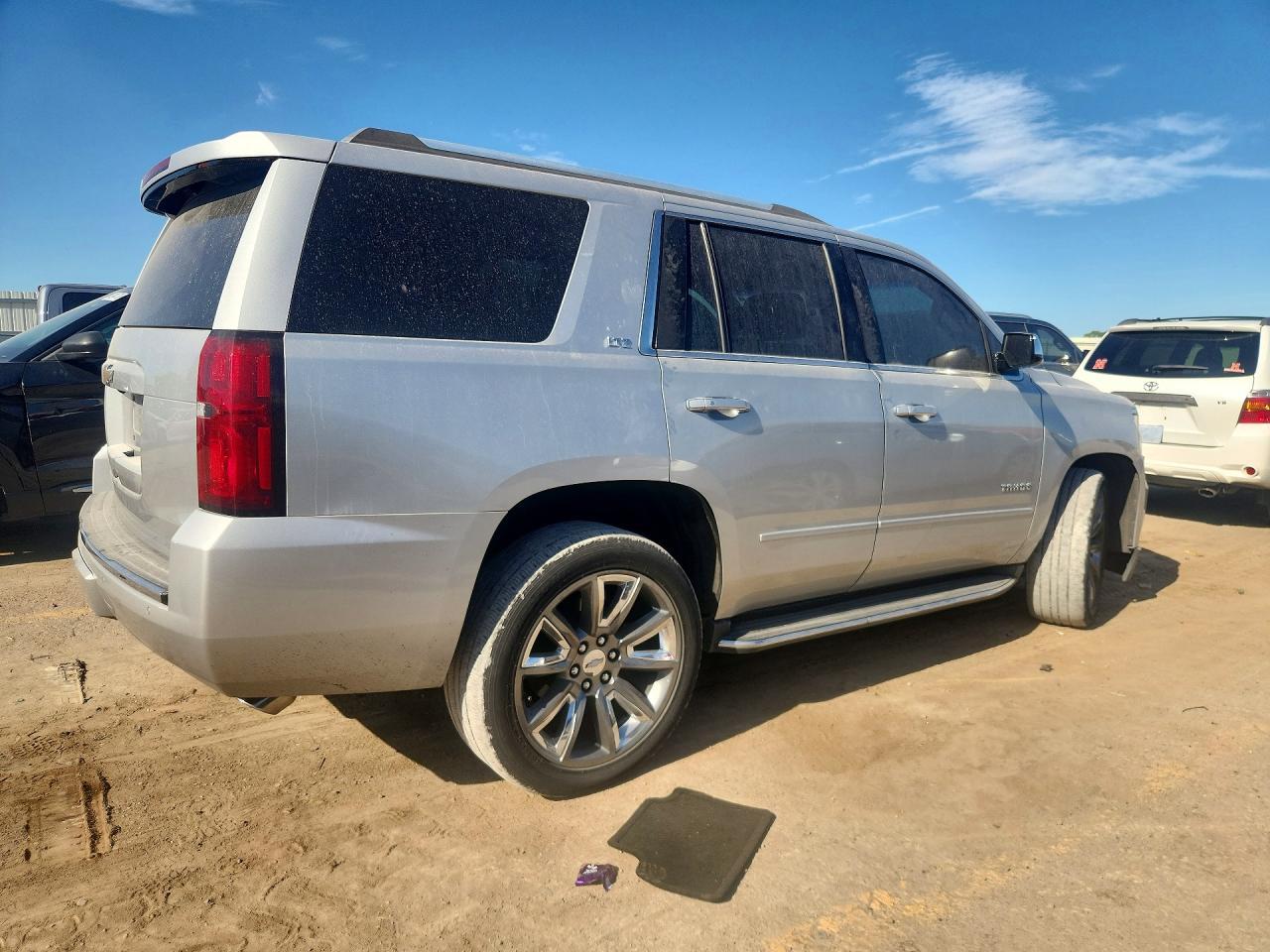 2016 Chevrolet Tahoe K1500 Ltz - zdjęcie 3