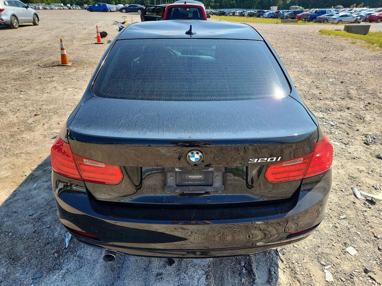 2014 BMW 320 I - zdjęcie 6