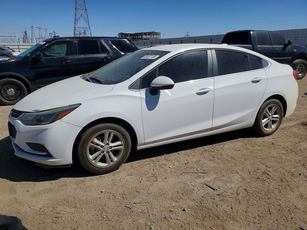 2017 Chevrolet Cruze Lt - zdjęcie główne