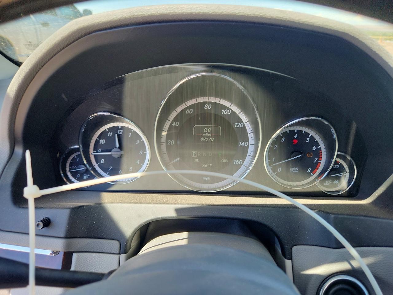 2013 Mercedes-Benz E 350 4Matic - zdjęcie 9