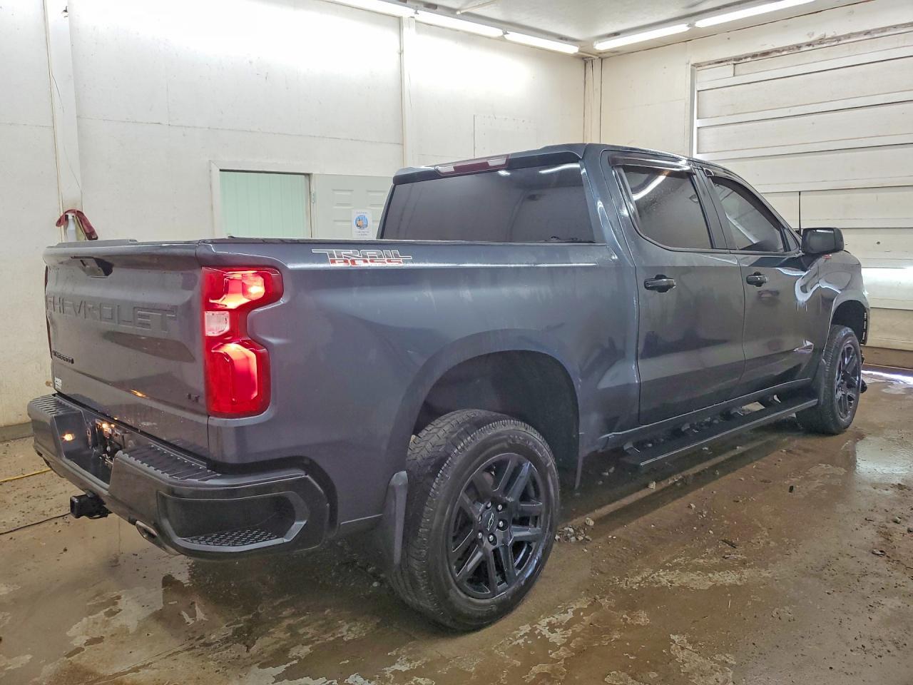 2021 Chevrolet Silverado K1500 Lt Trail Boss - zdjęcie 3