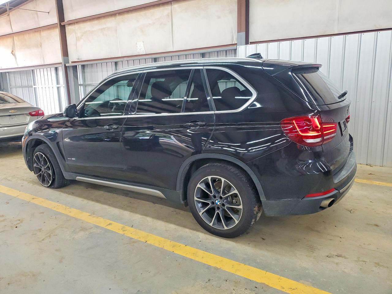 2017 BMW X5 xDrive35I - zdjęcie 2
