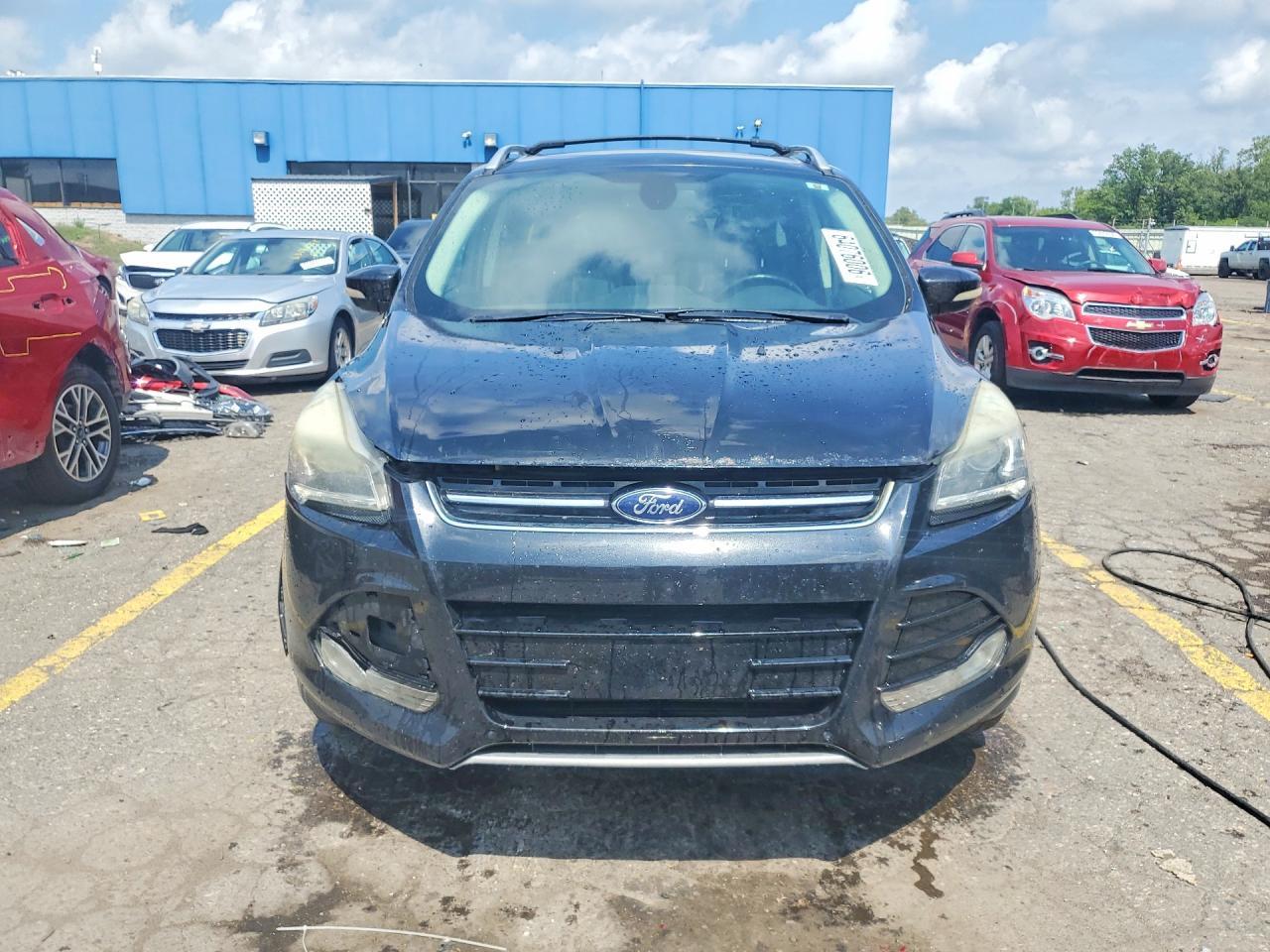 2015 Ford Escape Titanium - zdjęcie 5