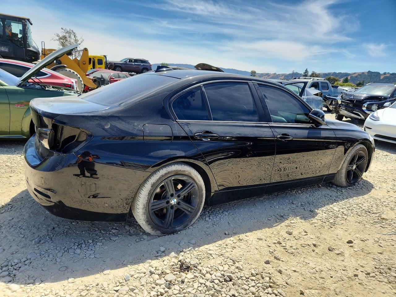 2017 BMW 320 I - zdjęcie 3